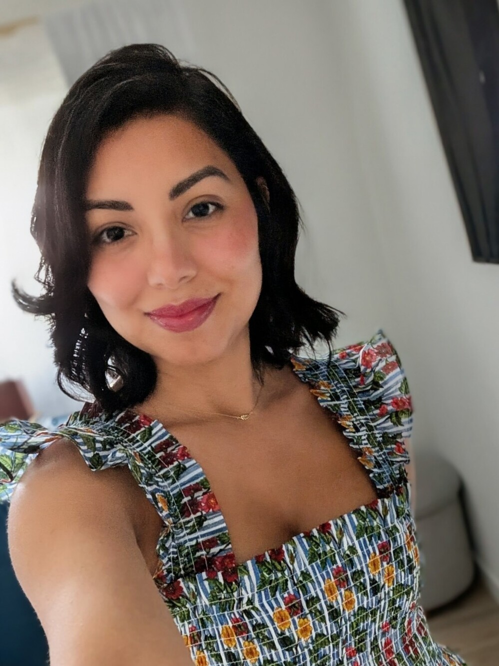 Meet your Posher, Mirna
